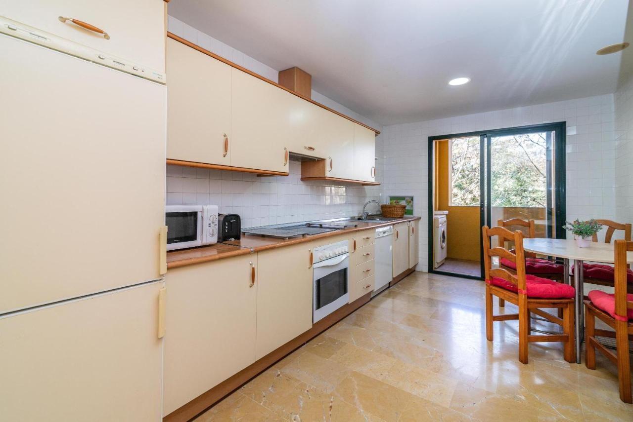 Spacious Apartment In Marbella Exterior photo